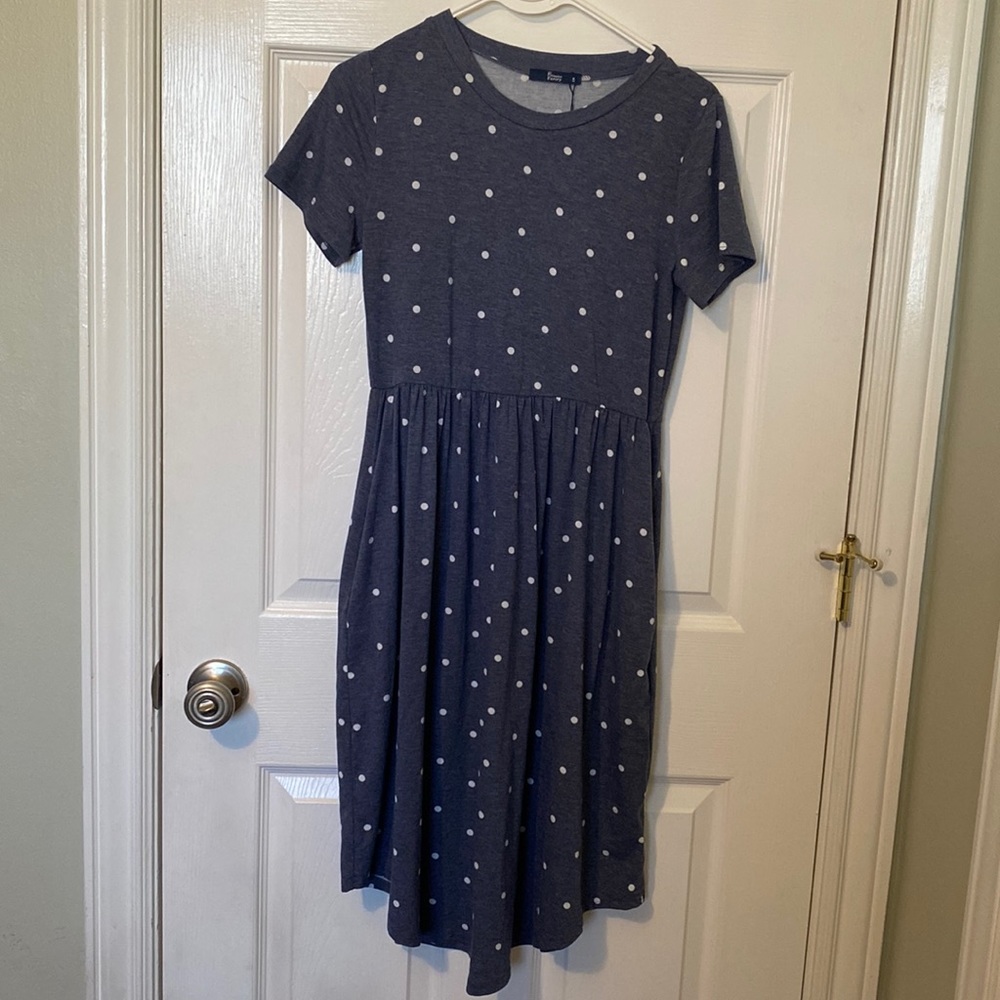 Polka dot dress with pockets